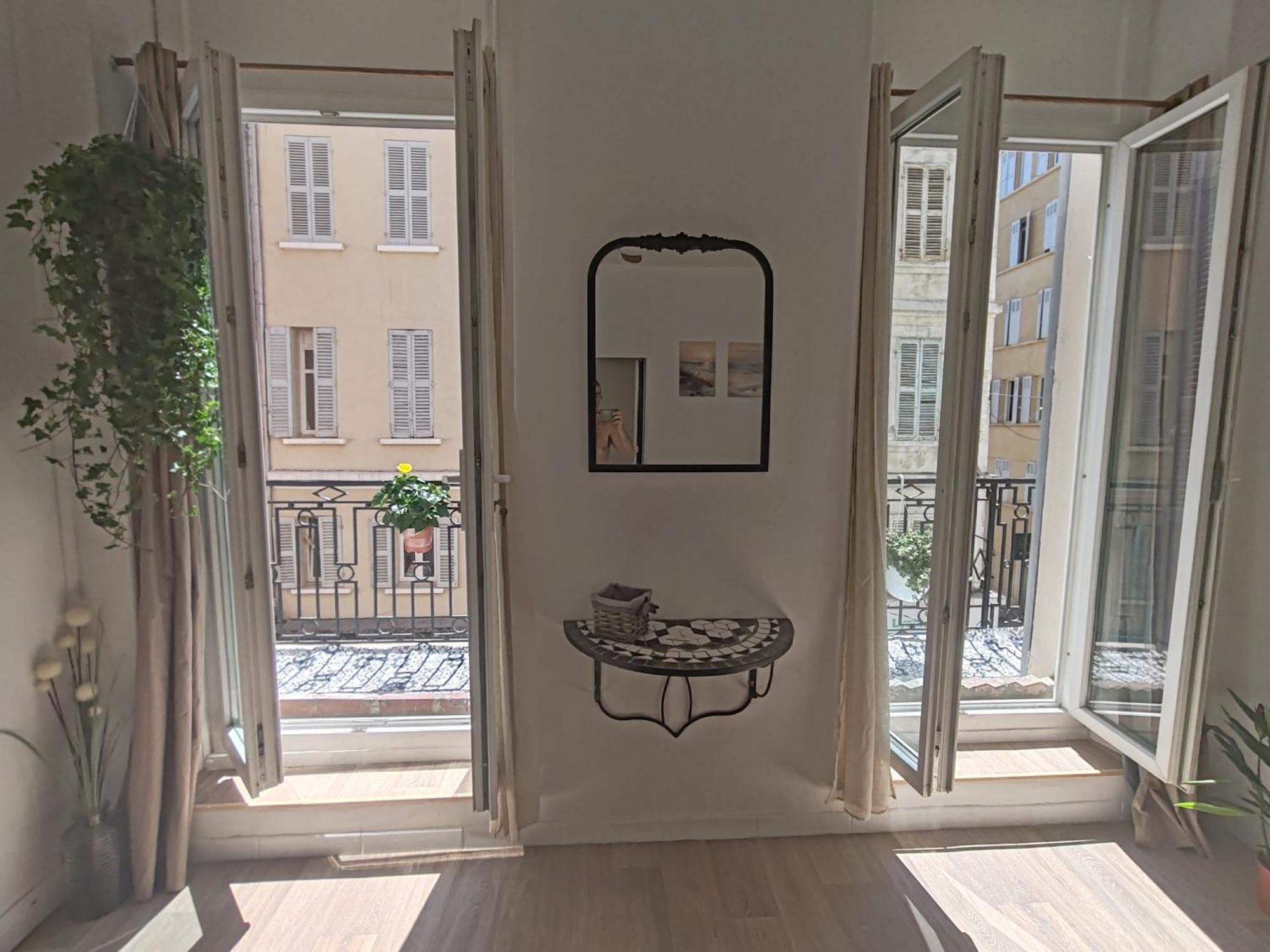 T3 Grand Balcon Au Coeur Du Vieux Port Marselha Exterior foto